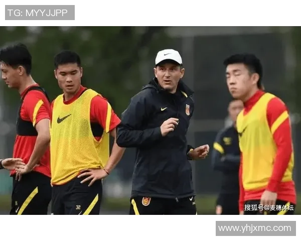 北京篮球队灵活性引发热议球迷对战术调整的看法各异